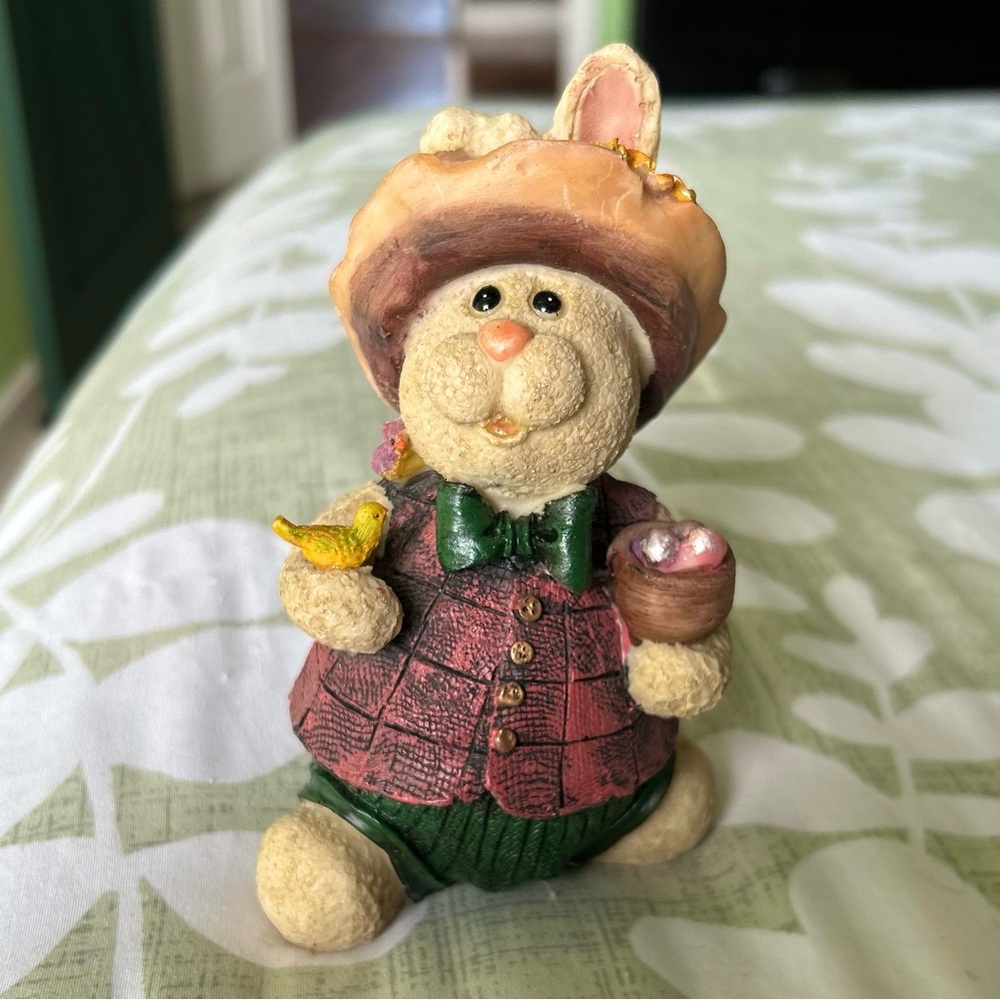 VTG Charming Cottagecore Bunny Rabbit Easter Egg Basket Figurine Decor Accent - Picture 2 of 11